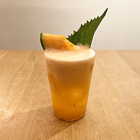 メロンエルダーフラワーソーダ